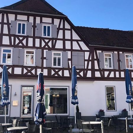 Platzhirsch Seligenstadt - Im Herzen Der Altstadt Exterior foto
